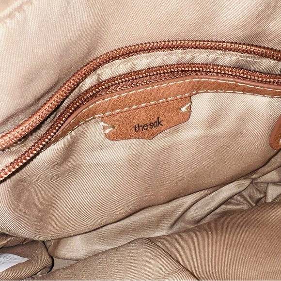 The Sak Crossbody Bag”Silverlake” Leather Tan Brown Embossed Boho Cowgirl - Picture 7 of 7